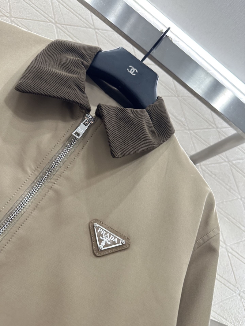 Pra*a outwear